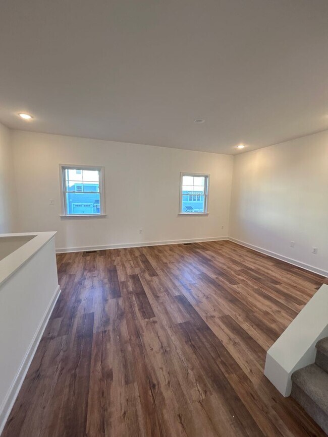 Building Photo - Brand New Luxury 4-Bedroom Townhome with a garage at The Townes at Congers Creek – Phase 3