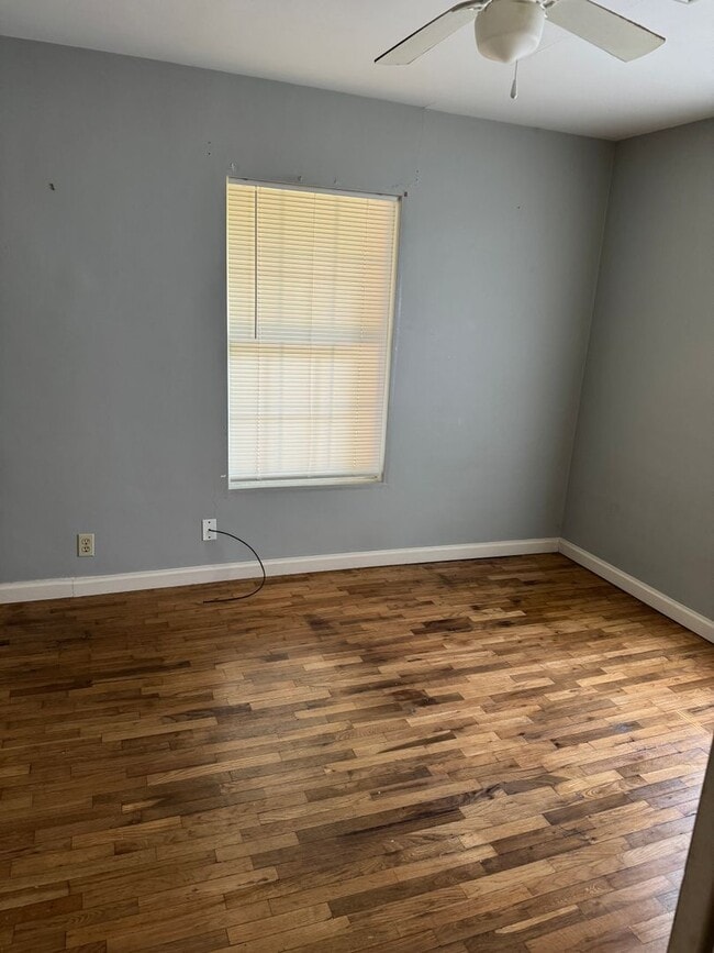 Building Photo - 2590 W Broadway St