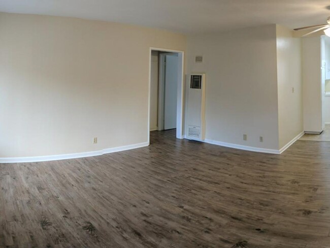 Interior Photo - 1241 Boynton St