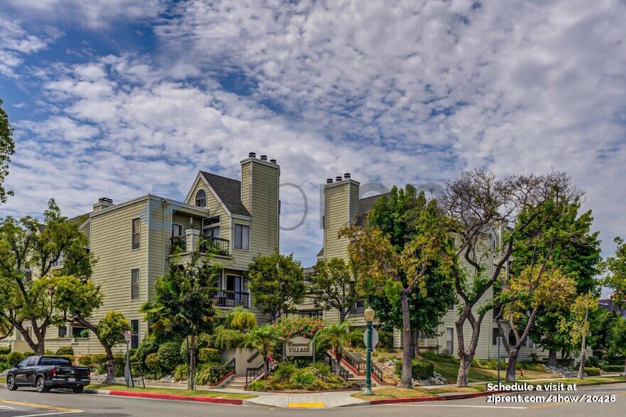 Primary Photo - 601 N Kenwood St