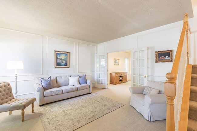 Building Photo - 3 Bed 2.5 Bath In The Heart Of Eagle