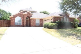 Building Photo - 15467 Appaloosa Dr