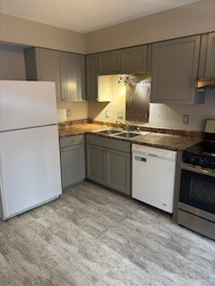 Building Photo - 12100 Menaul Blvd NE