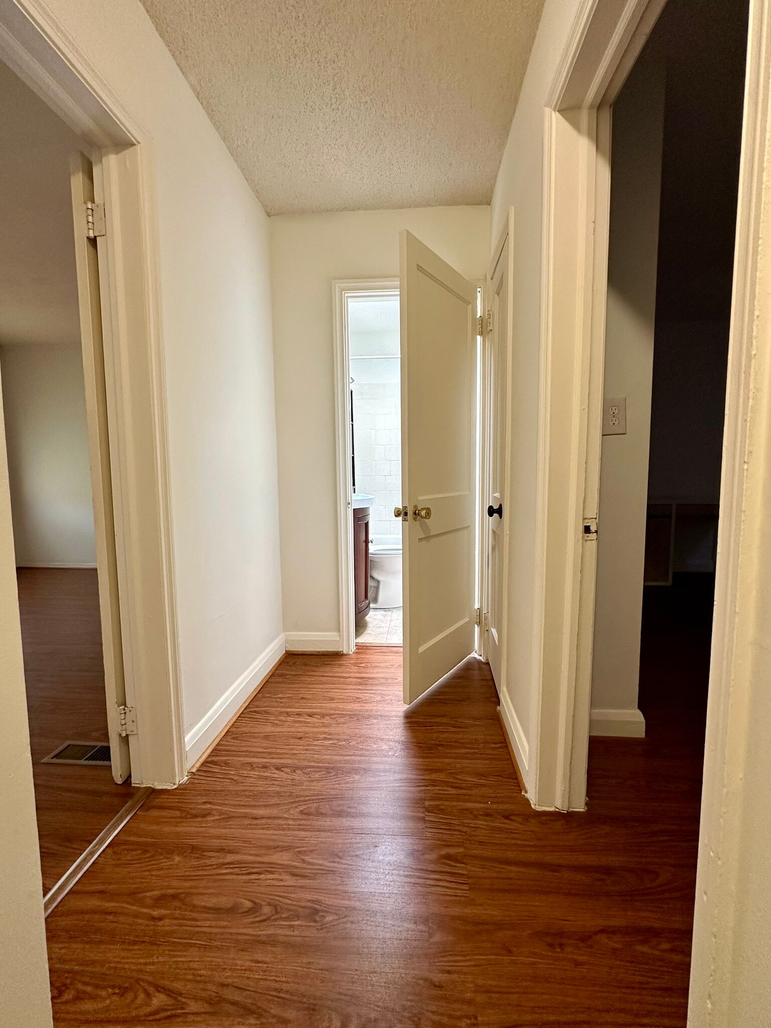 Upstairs Hallway - 1745 Amuskai Rd