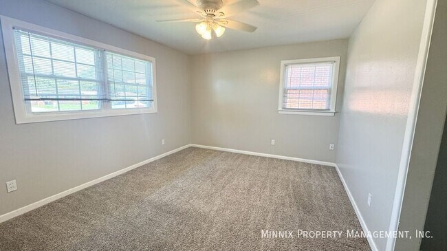 Building Photo - 4817 45th St