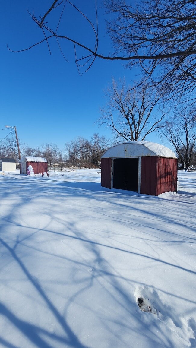 Building Photo - 5025 S Walcott St