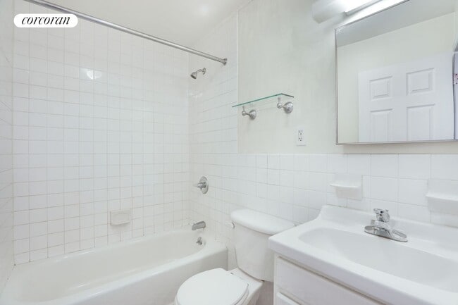 Building Photo - 545 W 149th St