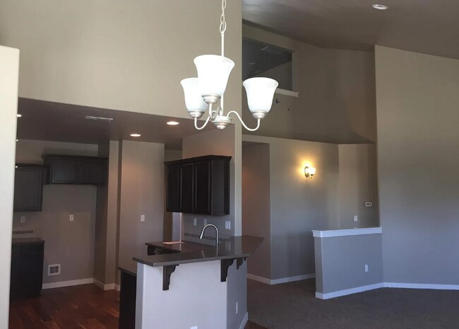Building Photo - Beautiful Spacious Home in Meridian!