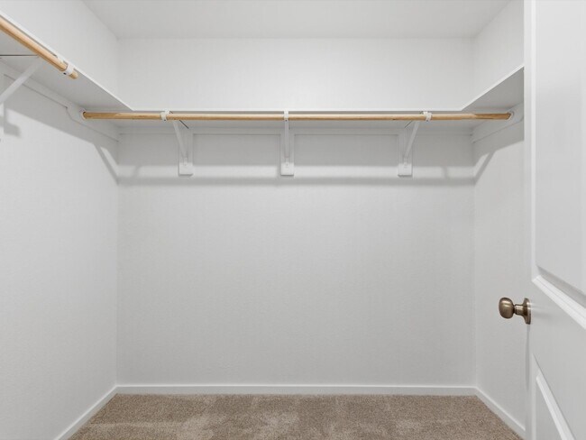 Building Photo - 25409 Carnation Ct