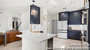 Building Photo - 2455 Old Well Dr