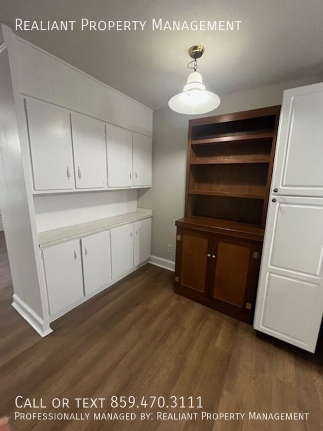 Building Photo - 508 W Main St