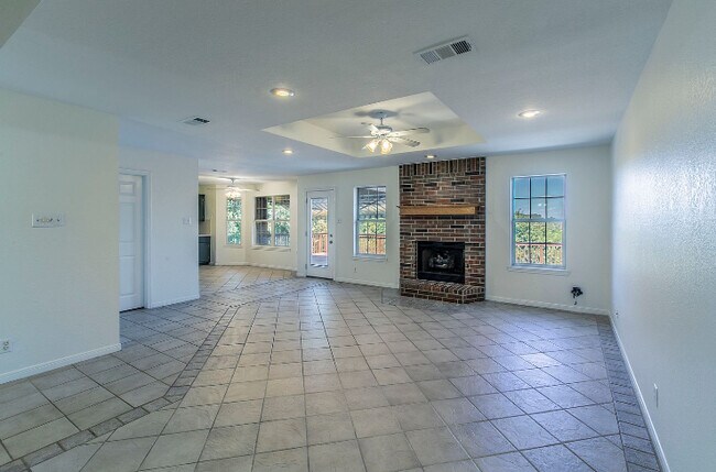 Building Photo - 3349 Eagle Point W Ave