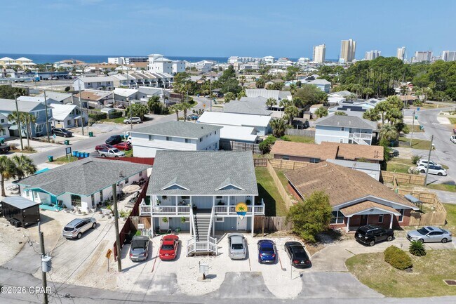 Building Photo - 3904 Ocean View Dr