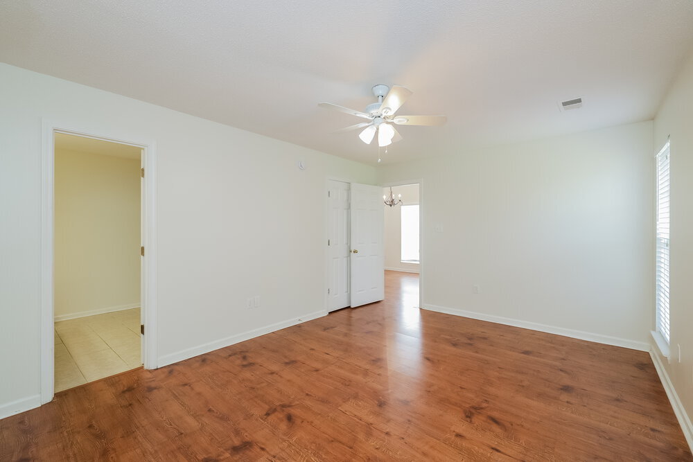 Building Photo - 1614 Central Trails Dr