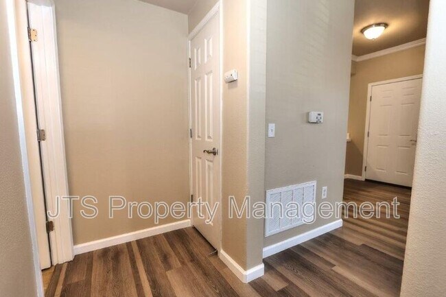 Building Photo - 4800 Westlake Pkwy