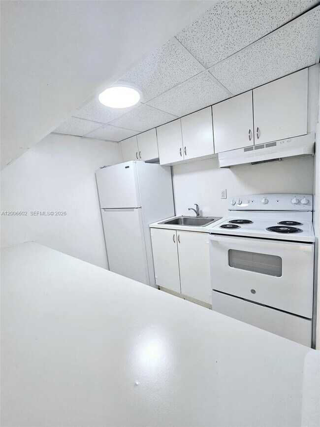 Building Photo - 251 NW 177th St