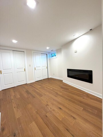 Building Photo - 830 Deerfield Rd