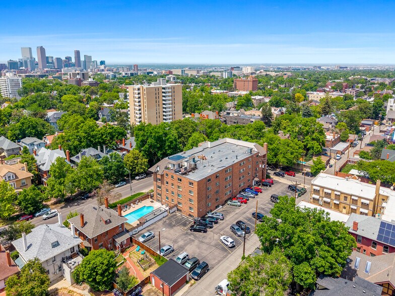 Building Photo - 1260 York St