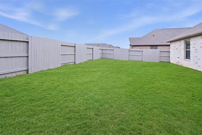 Building Photo - 2415 Honeyberry Shrub Dr