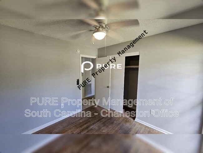 Building Photo - 364 Holly Ave