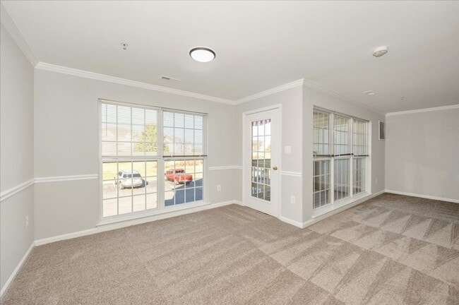 Building Photo - Wonderful Condo For Lease