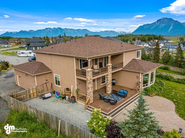 Building Photo - 5044 E Loft Cir