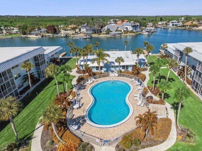 Building Photo - Coastal Living Awaits With This 2-Bed, 2-Bath Condo In Waterway East!