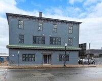 Building Photo - 1901 Purchase St