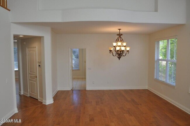 Building Photo - 1596 Blue Canyon St
