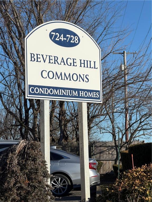 Building Photo - 724 Beverage Hill Ave