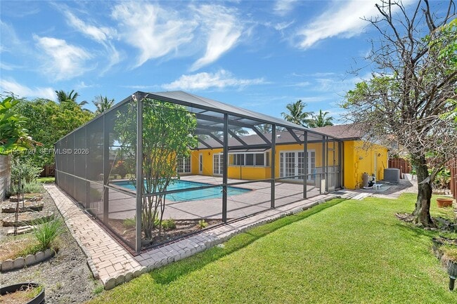 Building Photo - 8275 SW 206th Terrace