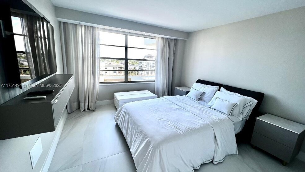 Building Photo - 155 Ocean Lane Dr