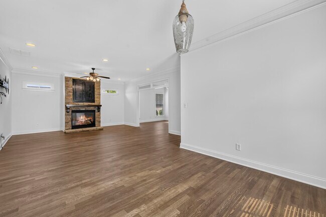 Building Photo - 1081 Carriage Ridge Dr