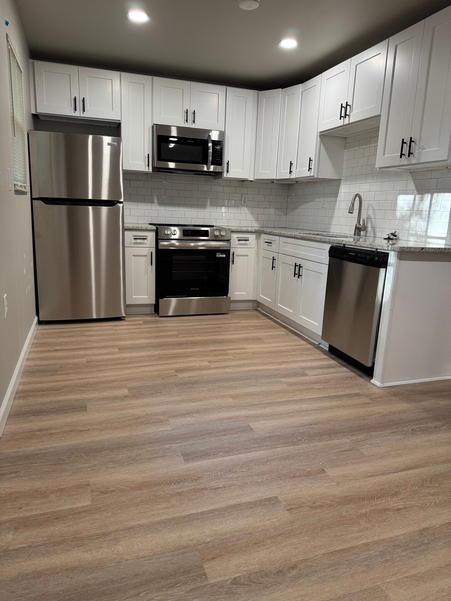 Building Photo - 2447 McAlpin Ter