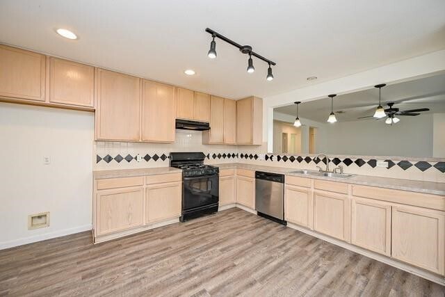 Building Photo - 15503 Western Skies Dr