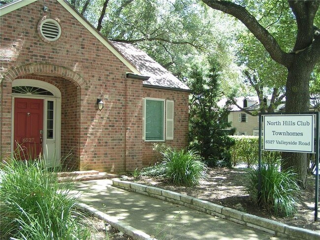 Building Photo - 6627 Valleyside Rd