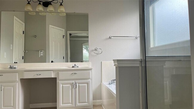 Building Photo - 764 Bent Wood Pl