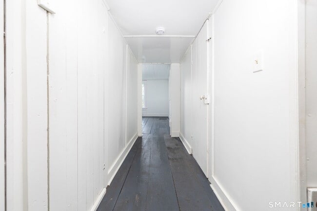 Building Photo - 858 Worthington Ridge