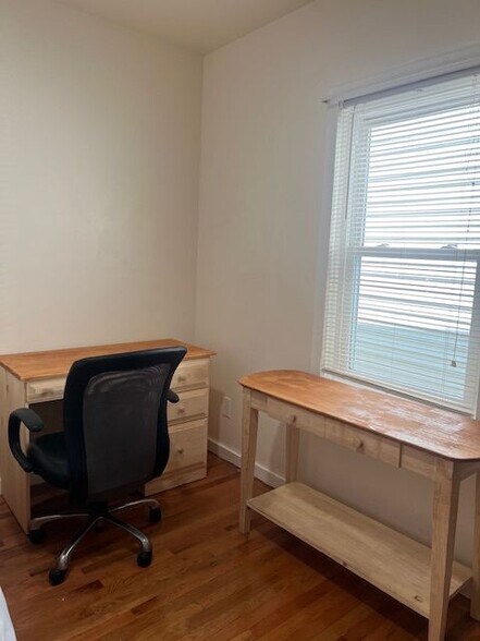 Building Photo - 57 Brunswick Ave