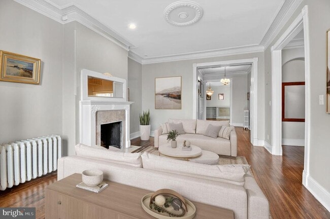 Building Photo - 216 N St NW