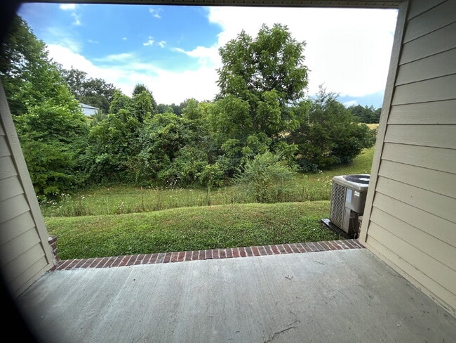 Building Photo - 2BD 2BA ONE LEVEL CONDO FOR RENT AT CYPRESS RIDGE IN ALGOOD