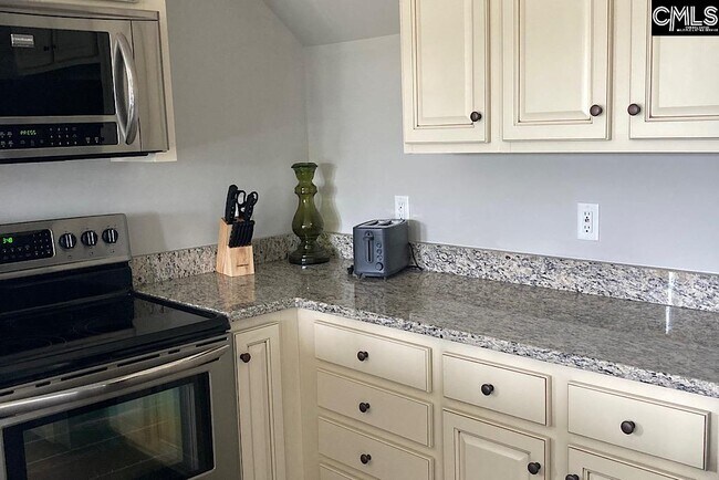 Building Photo - 821 Harborside Ln