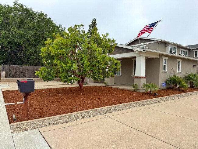Building Photo - 1099 Buena Vista Way