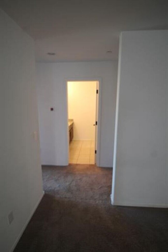 Building Photo - STUNNING 4-Bedroom + Den Home in Gladden Farms!!!!! SOLAR PANELS!!!