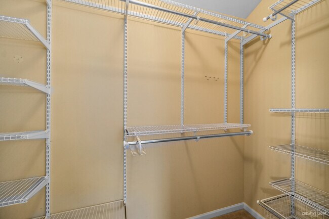Building Photo - 5021 Corning Ct