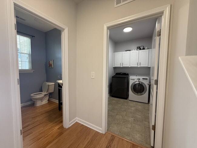 Building Photo - 505 Sweet Laurel Ln