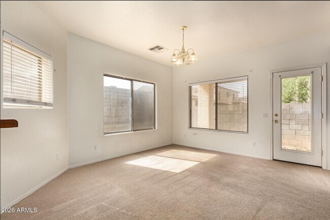 Building Photo - 513 W Beautiful Ln