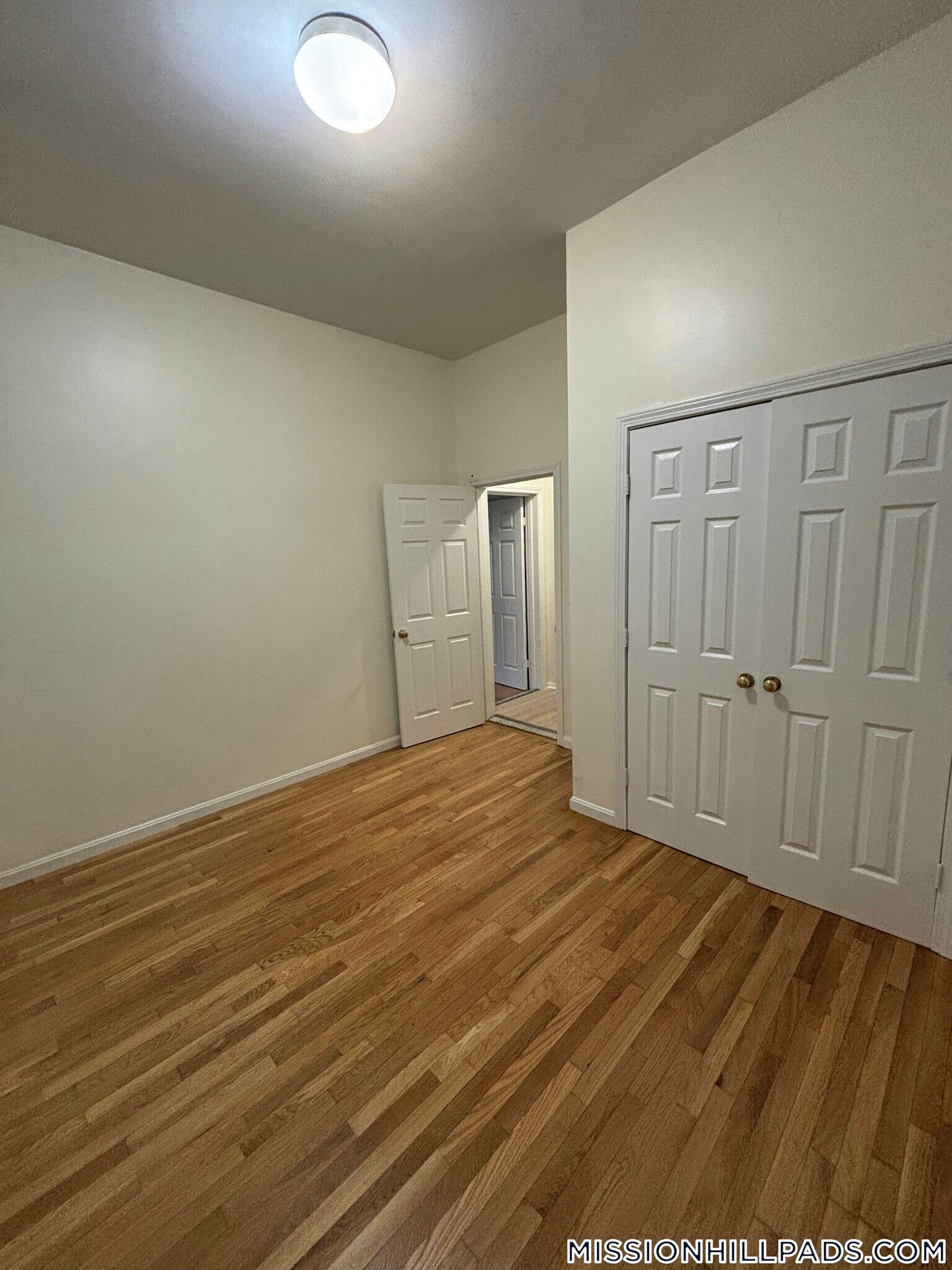 Building Photo - 1460 Tremont St