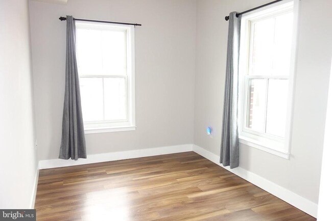 Building Photo - 228 S Mill Rd