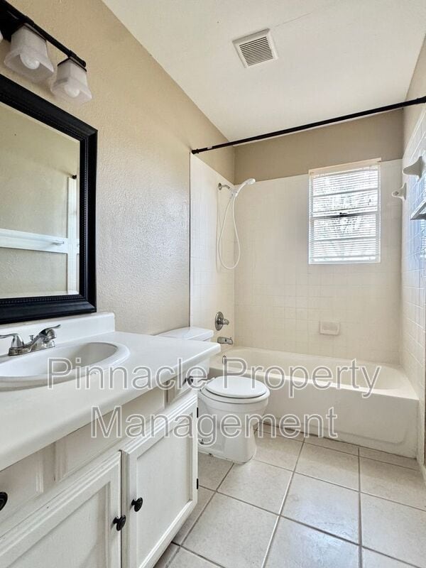 Building Photo - 1237 Tres Rios Dr